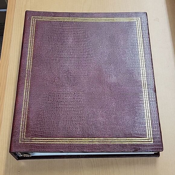 2 large photo albums with self stick/magnetic sleeves - Picture 4 of 14